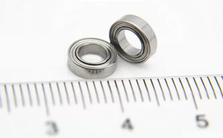Use of tapered roller bearings